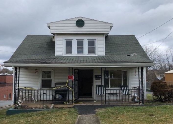 2009 S Kanawha St, Beckley WV Pre-foreclosure Property