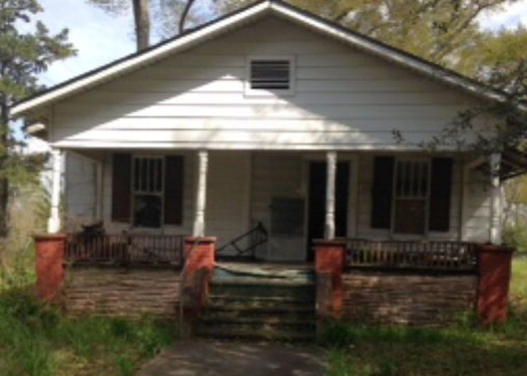 104 N 5th St, Lumberton MS Pre-foreclosure Property