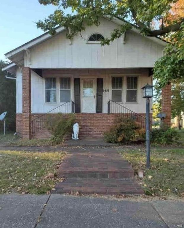 1410 Jackson St, Eldorado IL Pre-foreclosure Property
