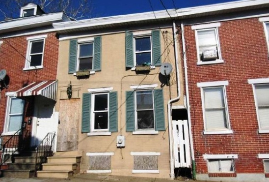 1027 W 2nd St, Wilmington DE Pre-foreclosure Property