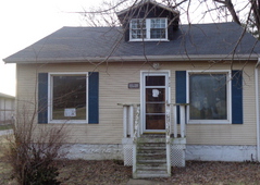 8744 Mulberry Ave, Caseyville IL Pre-foreclosure Property