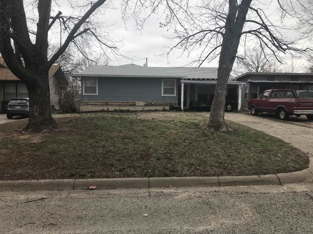 913 N 10th St, Arkansas City KS Pre-foreclosure Property