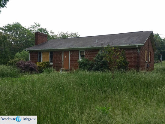 1181 Delta Church Rd, Sandy Ridge NC Pre-foreclosure Property