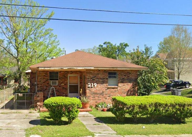219 E Polk St, Baton Rouge LA Pre-foreclosure Property