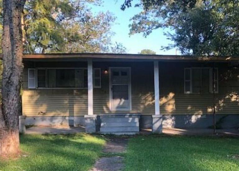 194 Meadowbrook Dr, West Point MS Pre-foreclosure Property