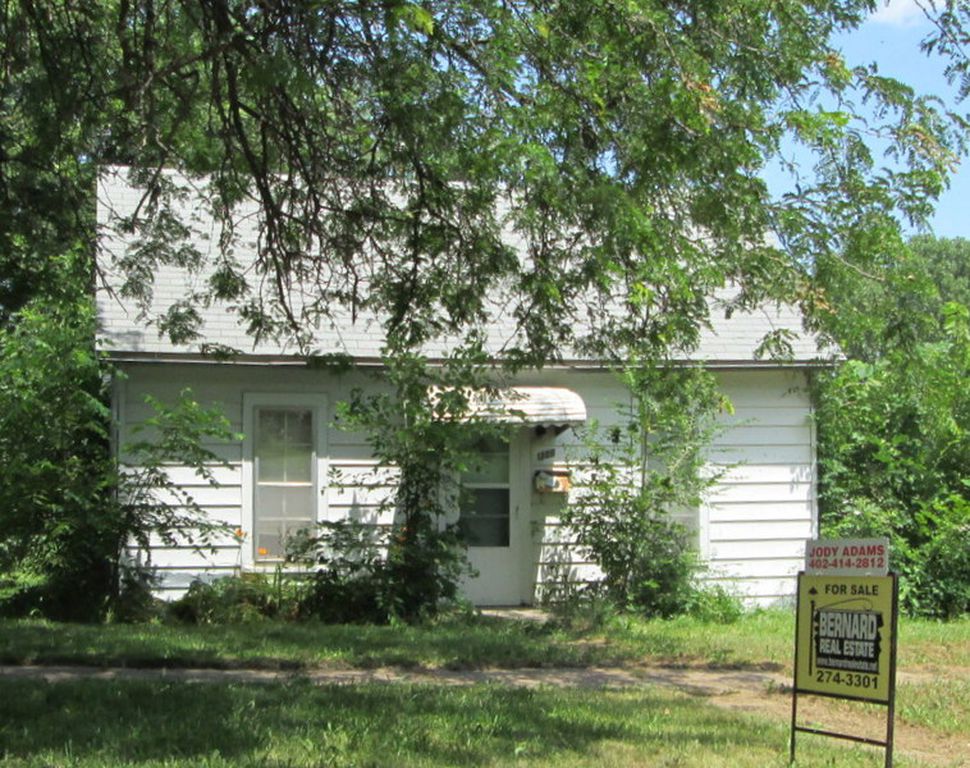 1206 7th St, Auburn NE Pre-foreclosure Property
