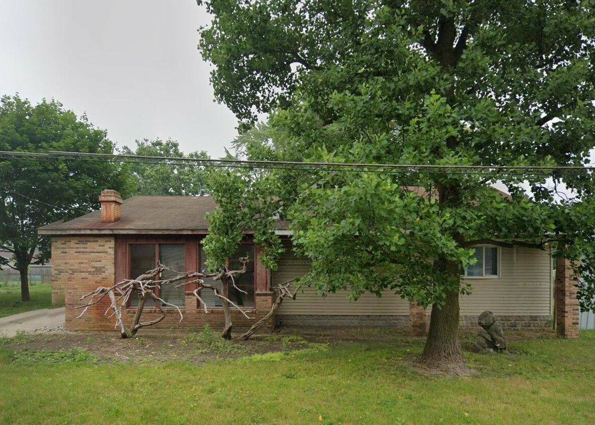 404 S State St, North Liberty IN Pre-foreclosure Property