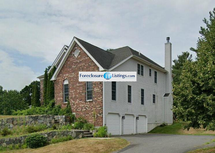 11 Valley View Dr, North Grafton MA Pre-foreclosure Property