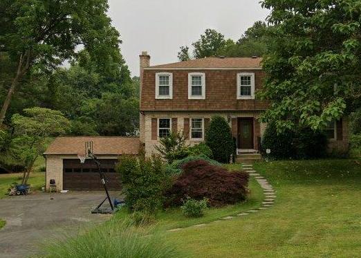10209 Oxfordshire Rd, Great Falls VA Pre-foreclosure Property