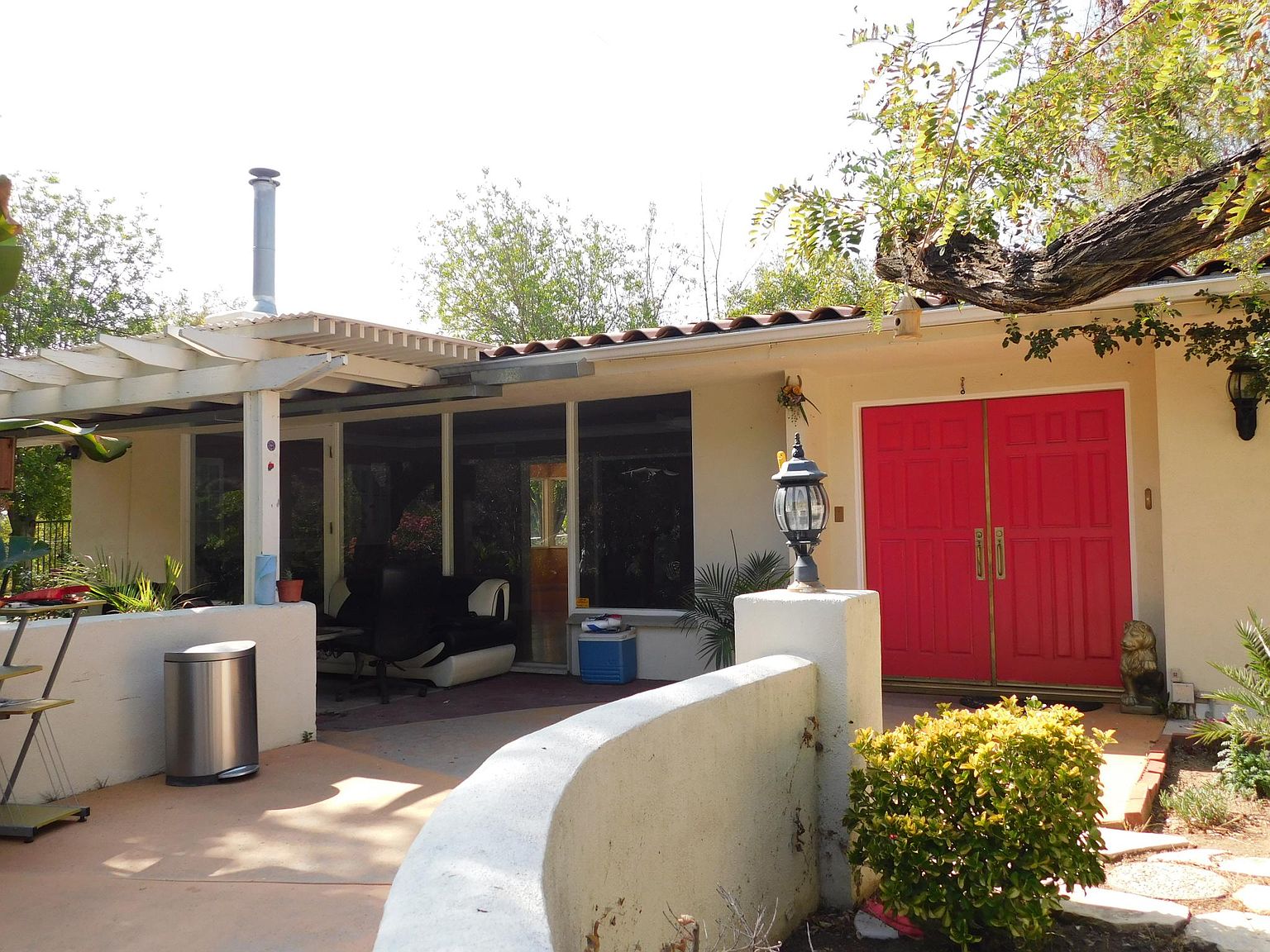 3216 Cornwall Dr, Glendale CA Pre-foreclosure Property