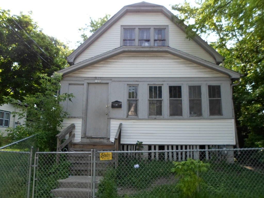 3406 N 2nd St, Milwaukee WI Pre-foreclosure Property