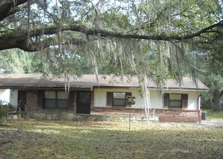 108 Se 122nd Ave, Old Town FL Pre-foreclosure Property