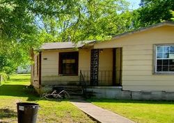 Grove St, Texarkana, AR Foreclosure Home