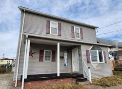 Walnut Ave, Moundsville, WV Foreclosure Home