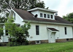 Pinckneyville #30208562 Foreclosed Homes