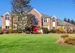  Twin Lakes Dr, Colts Neck