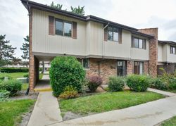  Winthrop Way Unit 8, Downers Grove