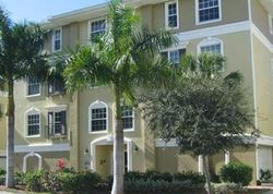  Lake Cove Dr Apt 10, Fort Myers