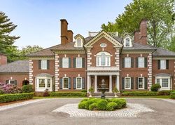 North St, Greenwich, CT Foreclosure Home
