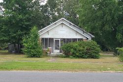 W 26th Ave, Pine Bluff, AR Foreclosure Home