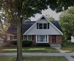 W Fairmount Ave, Milwaukee, WI Foreclosure Home