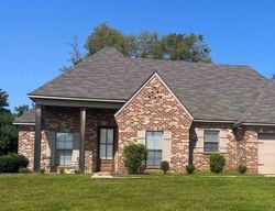 Falls Xing, Madison, MS Foreclosure Home