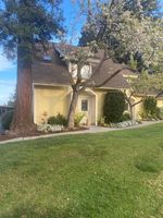  W Middlefield Rd, Mountain View