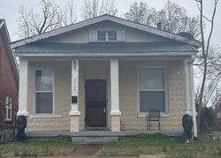Raymond Ave, Saint Louis, MO Foreclosure Home