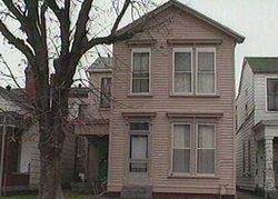 N 28th St, Louisville, KY Foreclosure Home