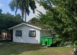 Edgemere Dr, Fort Myers