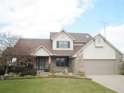  Wood Pointe Dr, Almont
