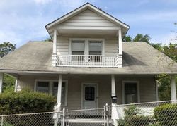 19th St S, Arlington, VA Foreclosure Home